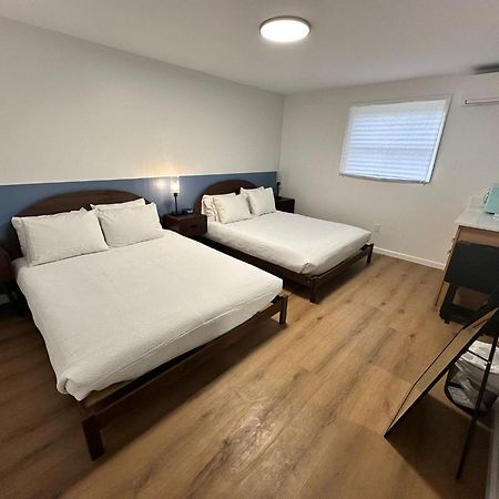 Port Austin Sun & Sand Resort المظهر الخارجي الصورة